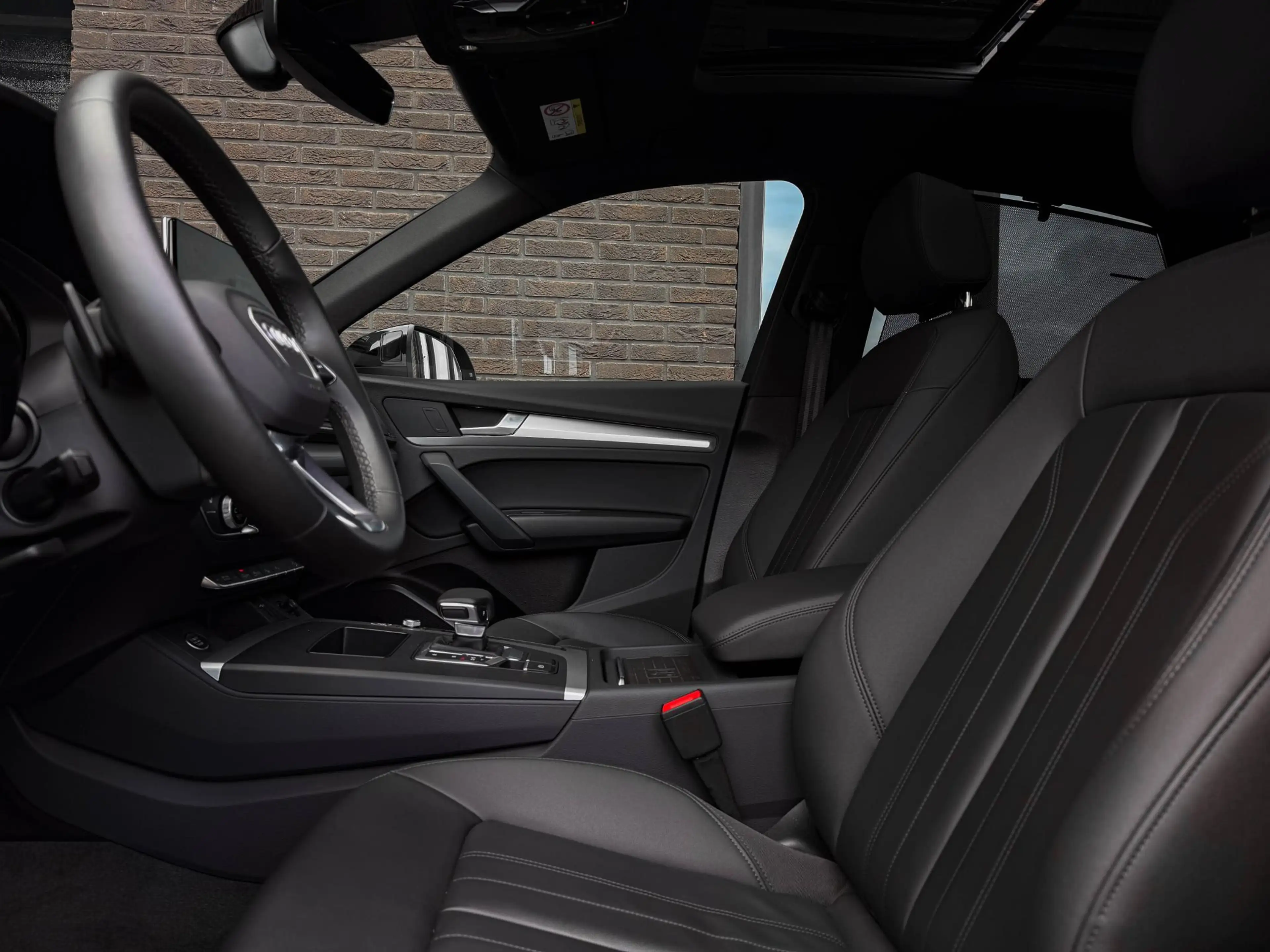Audi Q5 45 TFSI | All Black | Pano | 20" | Trekh.  Memo | — photo 8