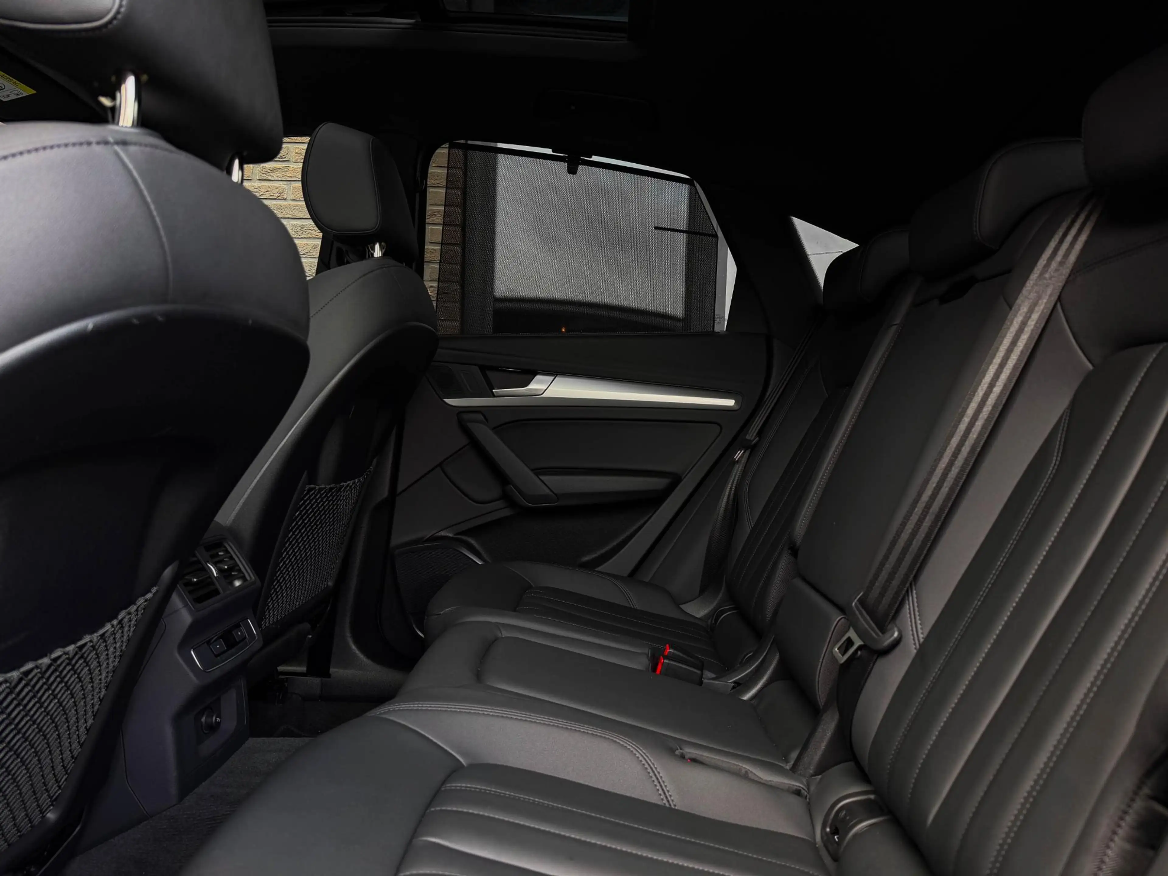 Audi Q5 45 TFSI | All Black | Pano | 20" | Trekh.  Memo | — photo 36