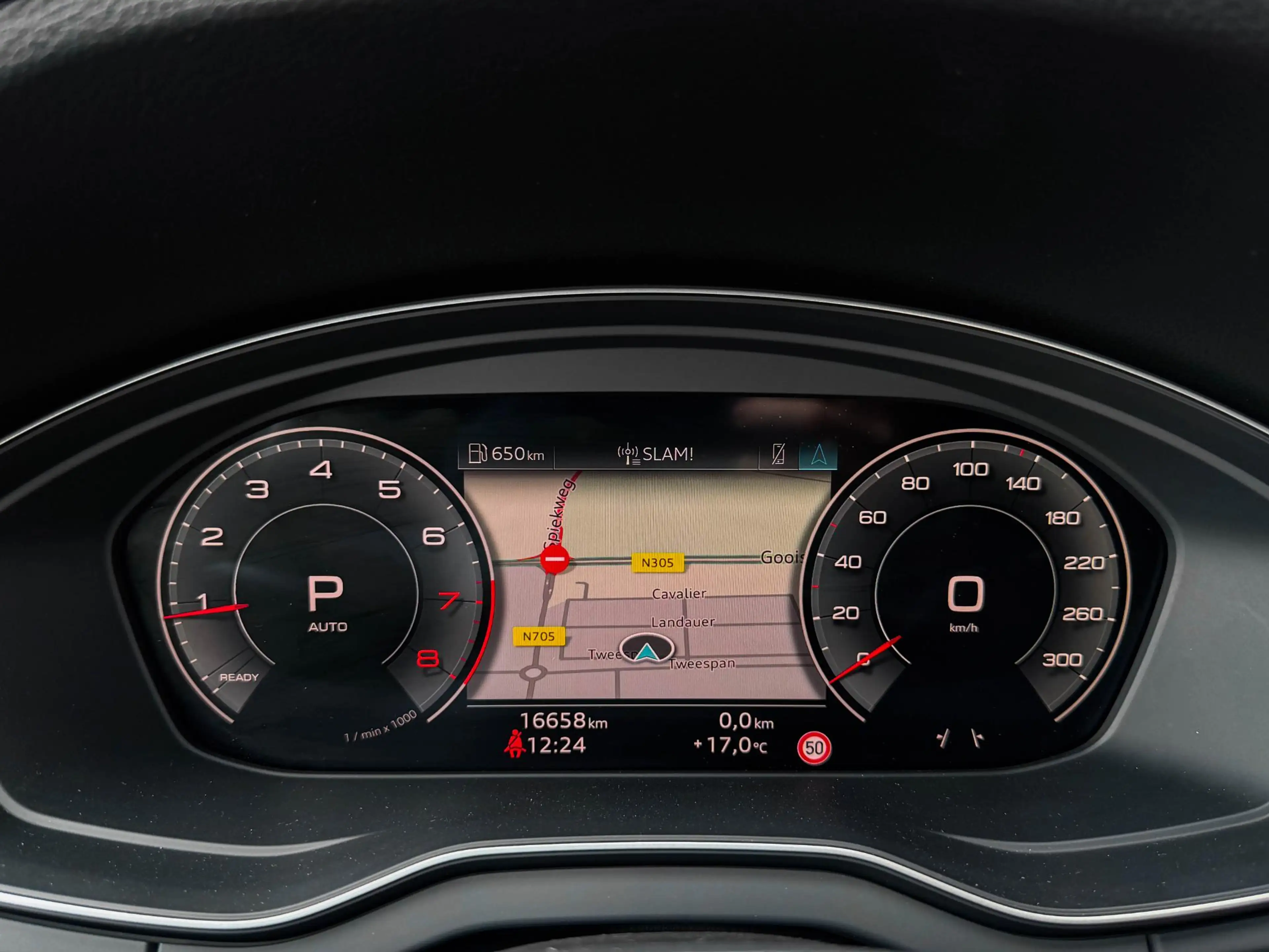 Audi Q5 45 TFSI | All Black | Pano | 20" | Trekh.  Memo | — photo 13
