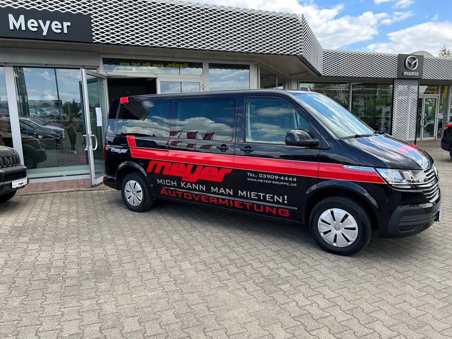 Volkswagen T6.1 Caravelle Caravelle Negro - 2