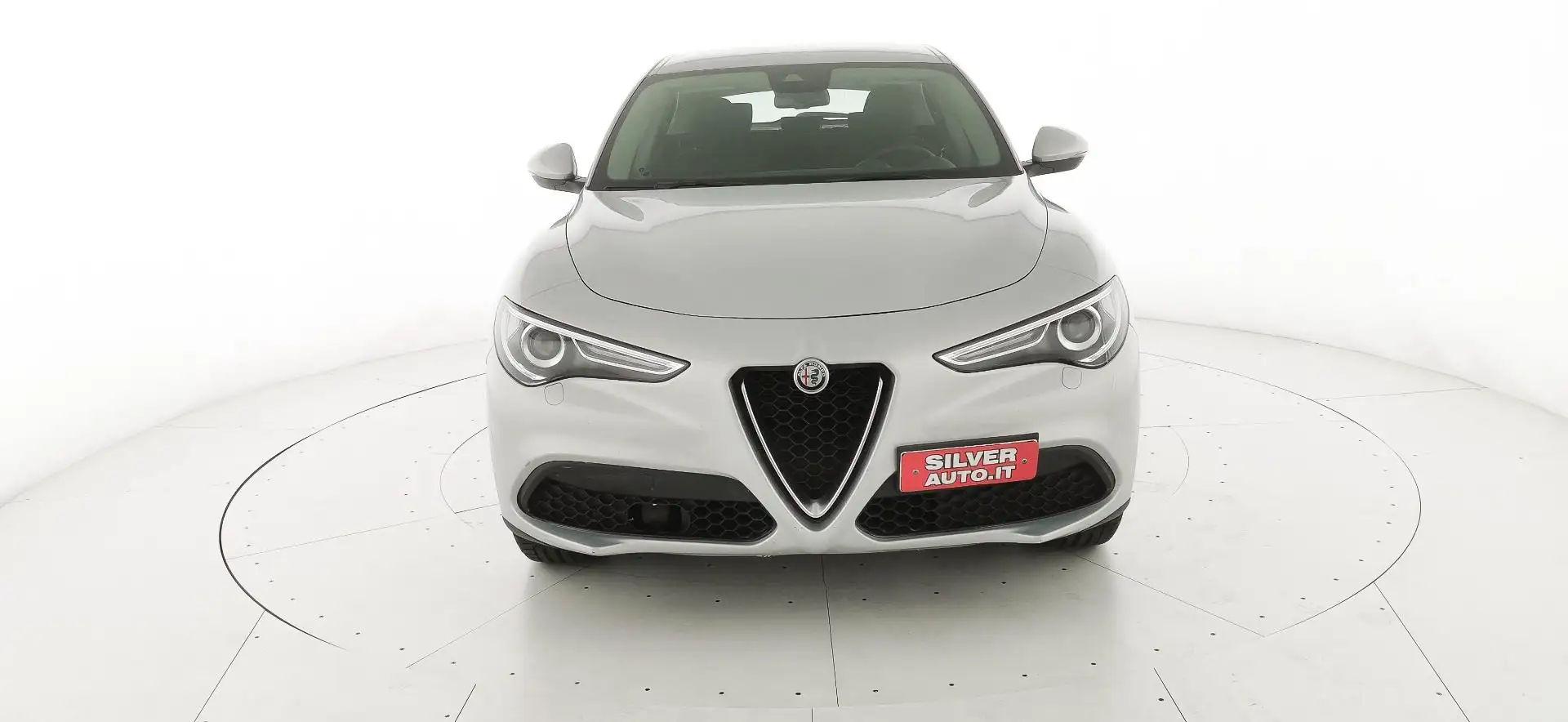 Alfa Romeo Stelvio 2.2 Turbodiesel 190 CV AT8 Q4 Business Zilver - 2