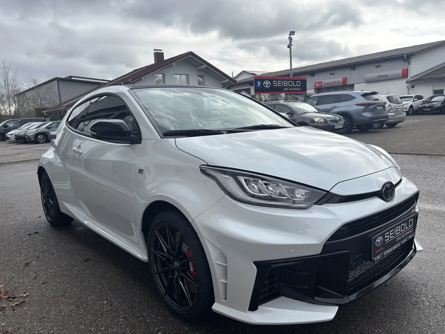 Toyota Yaris GR 4x4 Alufelgen geschmiedet, Convenience Paket Wit - 2