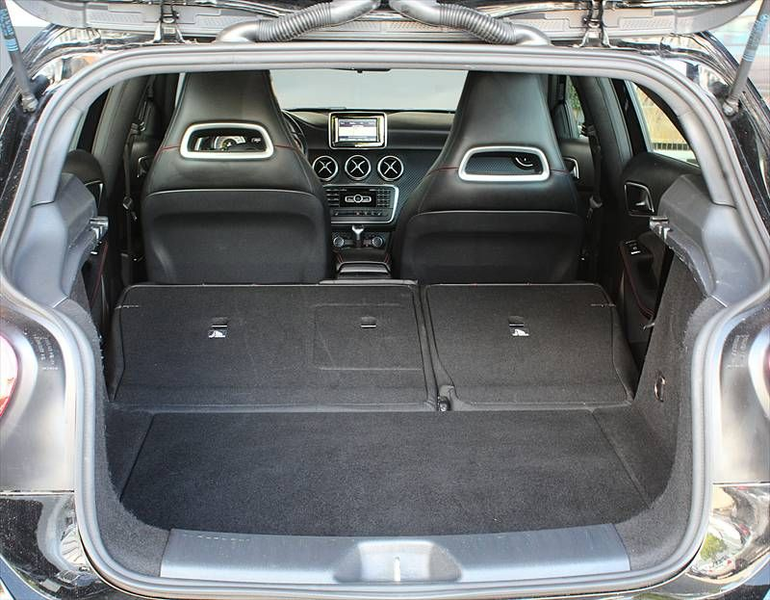 Mercedes-Benz A 180 AMG Sport-Line 1.Hd. Bi-Xenon Alu 18 — photo 11