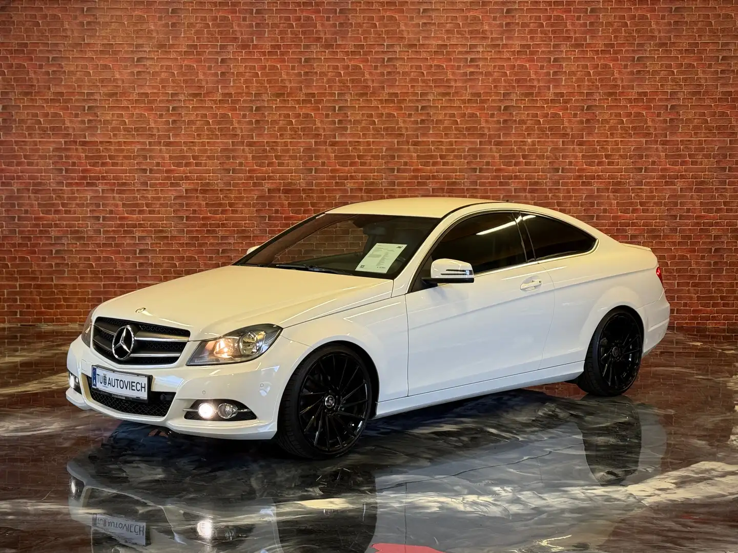 Mercedes-Benz C 180 C 180 CGI*Coupe*18"KESKIN*Volleder*Mopf(Facelift)* Weiß - 1