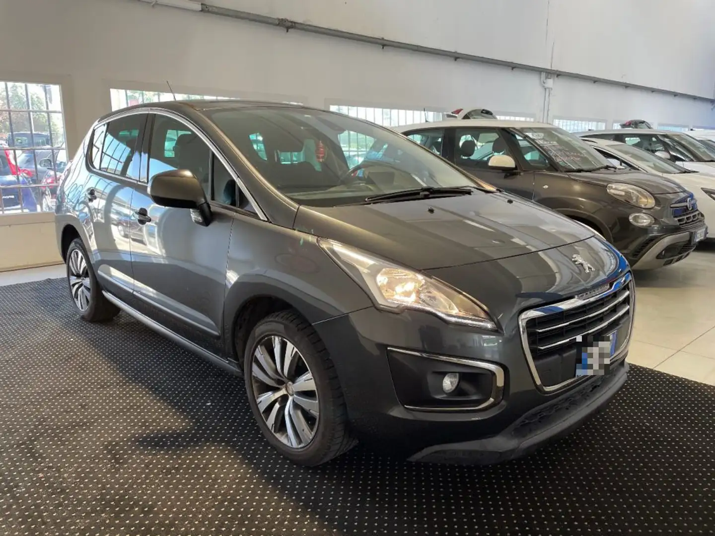 Peugeot 3008 1.6 HDi 115CV Active Grey - 1