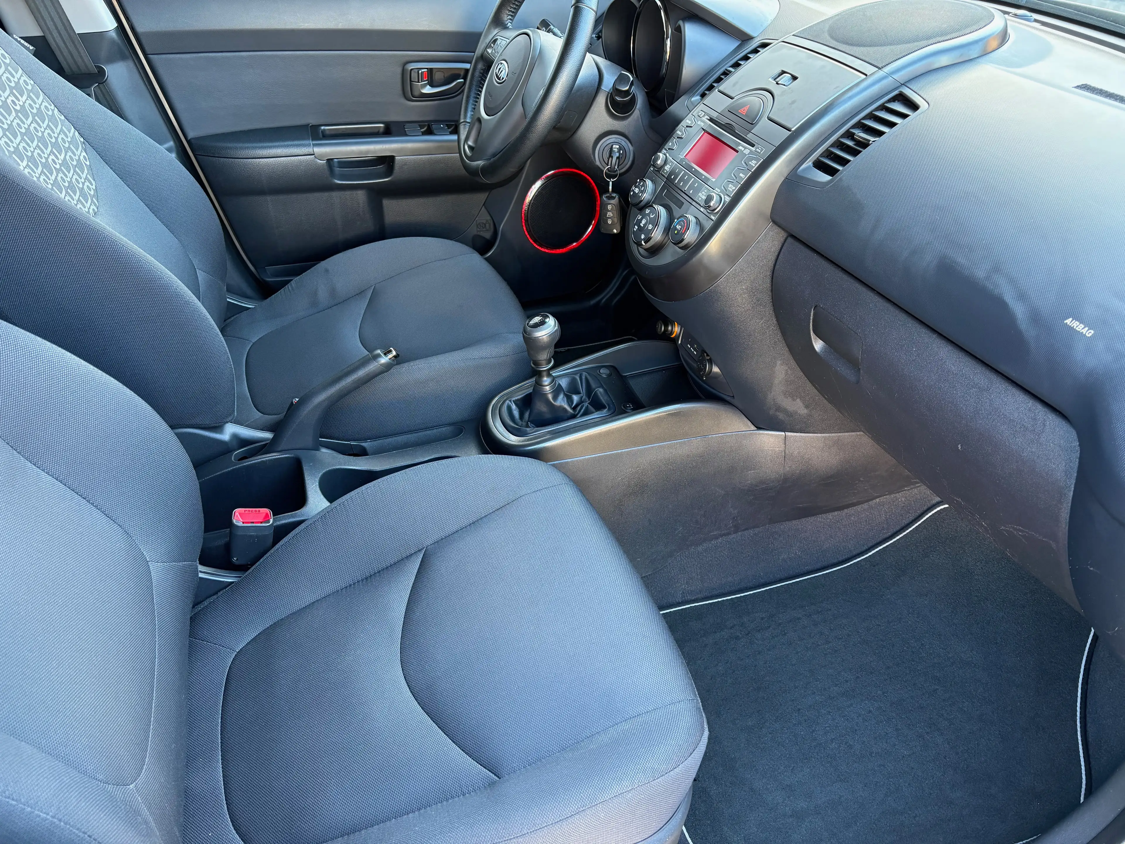 Kia Soul 1.6 , USB, AUX, 2.Hand, HU/AU neu — photo 12