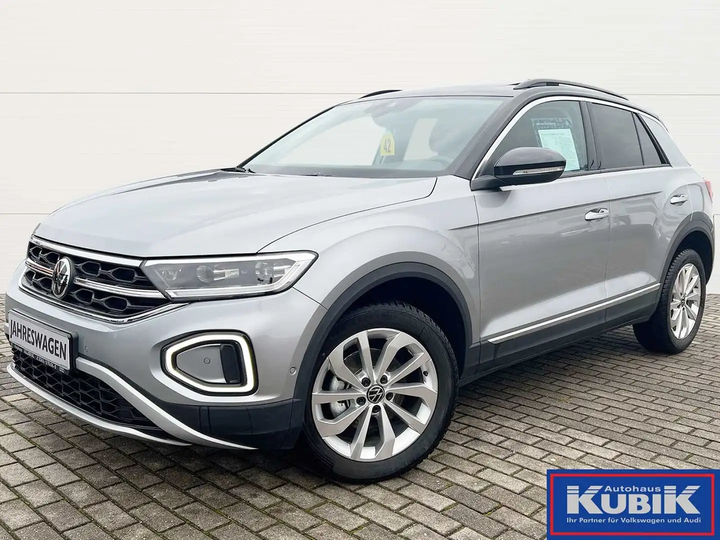 Volkswagen T-Roc 1.5 TSI Style+ergoActive Sitz+Standheizung+Navi+ Silber - 2
