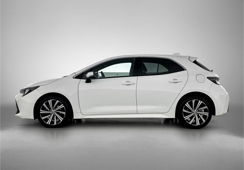 Toyota Corolla 1.8 Hybrid Dynamic | dealer onderhouden | Stoelver — photo 3