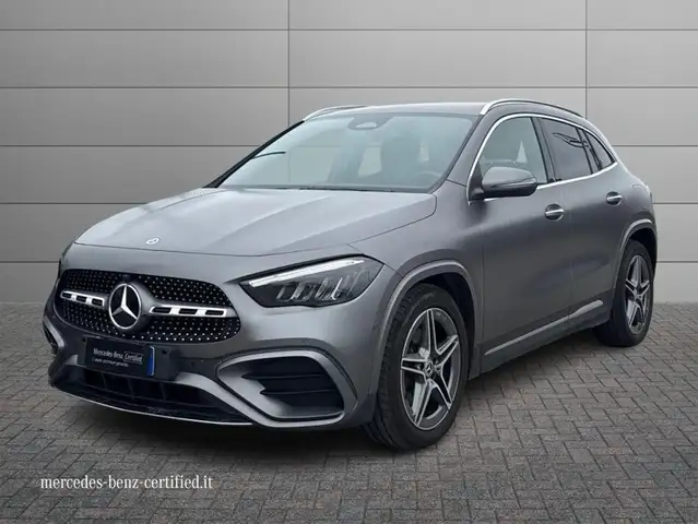 Mercedes-Benz GLA 180 GLA 180 d AMG Line Premium auto
