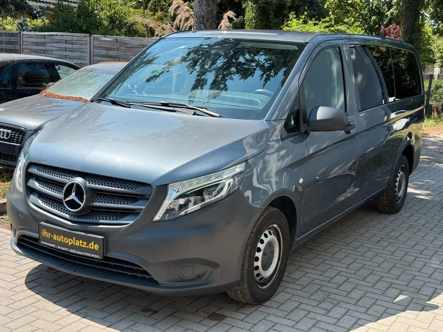 Mercedes-Benz Vito Tourer 116 CDI/BT Pro lang LED,Standhzg,8Si Grau - 1
