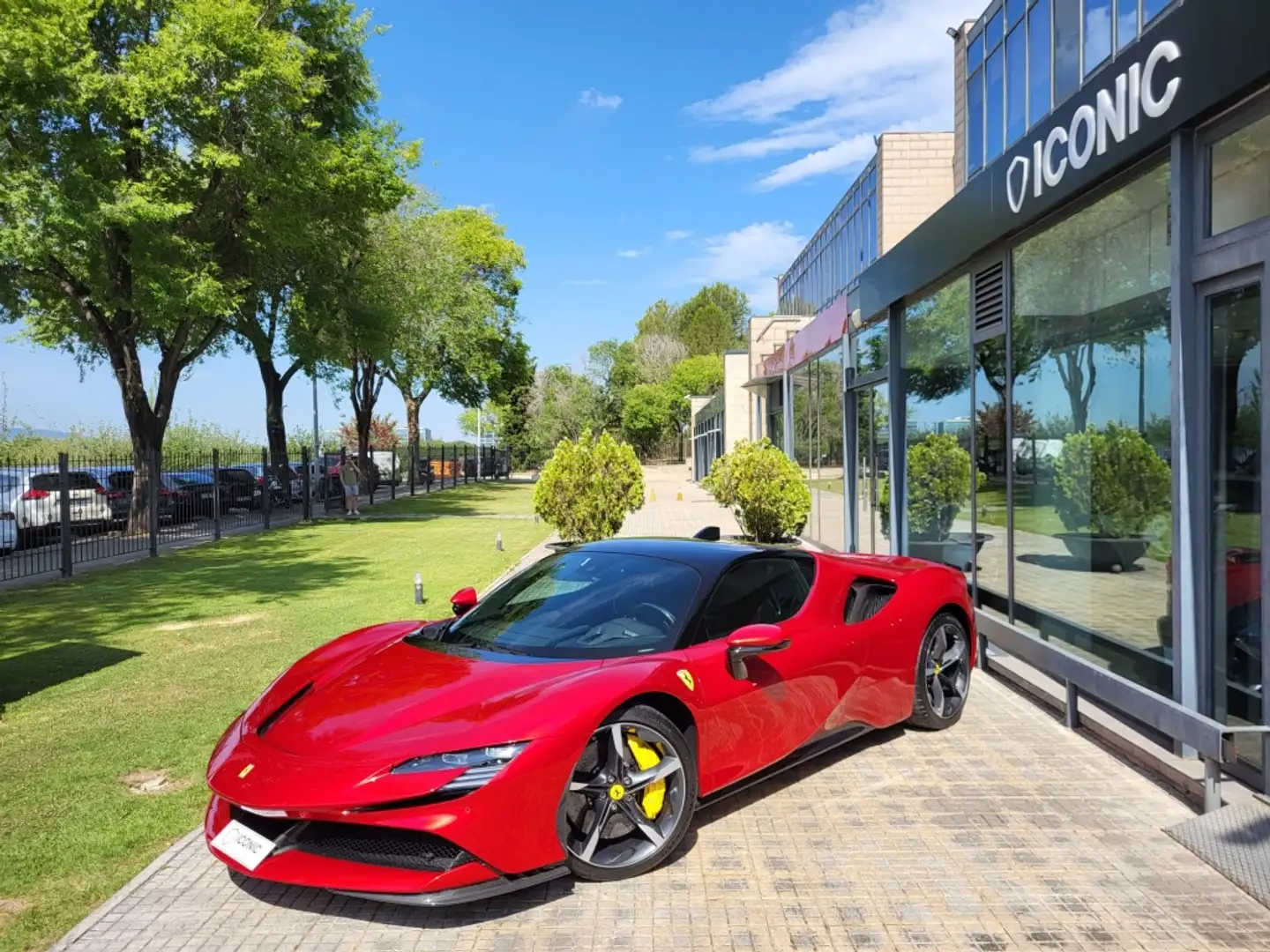 Ferrari SF90 Stradale Rojo - 1