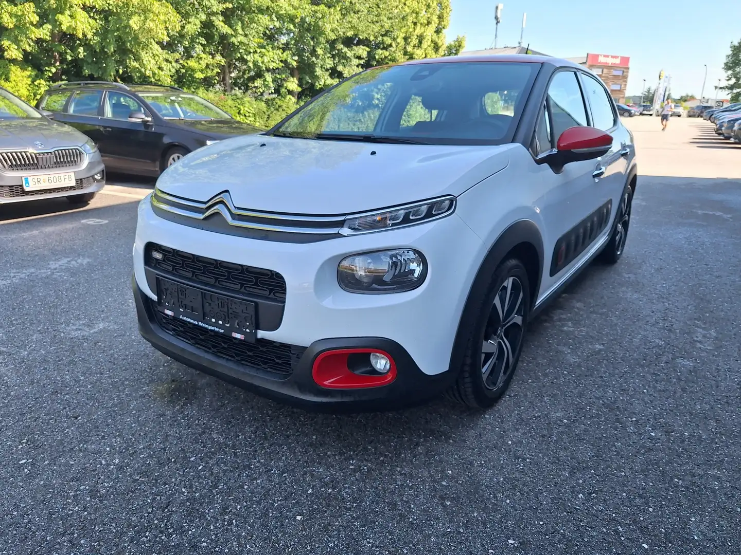 Citroen C3 PureTech 110 S&S 5-Gang-Manuell Shine - 1