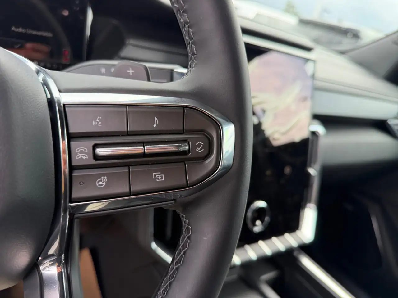 GMC Acadia снимка GMC Acadia