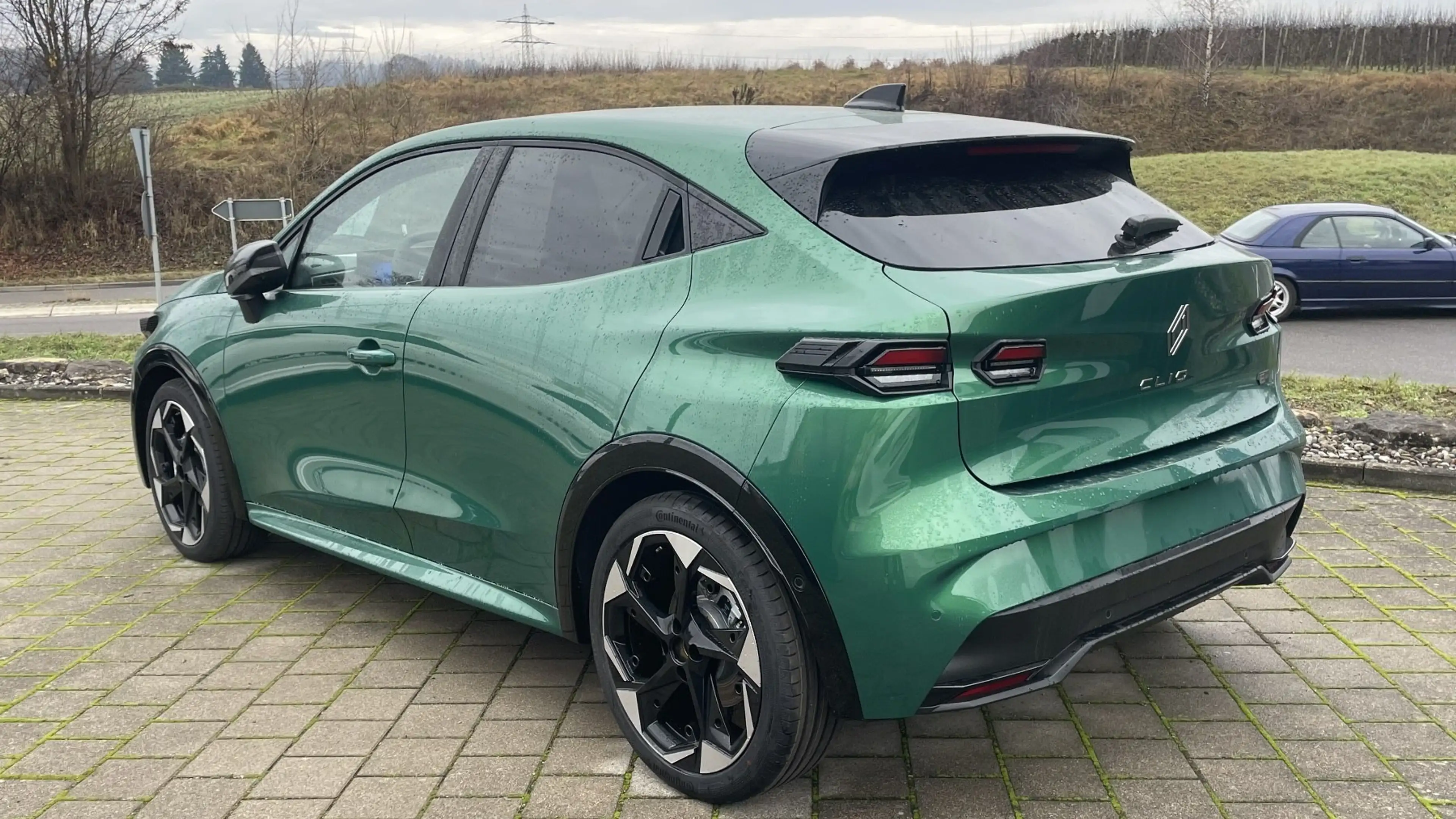 Renault Clio Techno Full Hybrid E-Tech 160 — photo 3