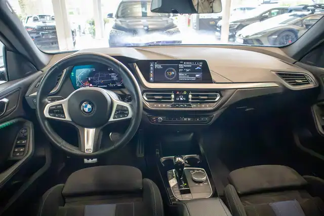 BMW M view 14