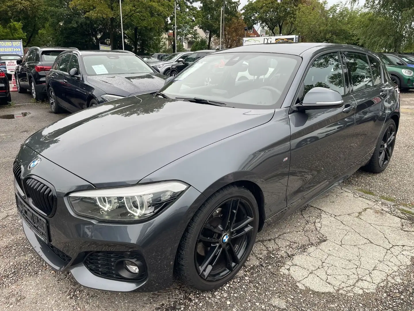 BMW 120 d Edition M Sport Shadow.Automatik Grau - 2