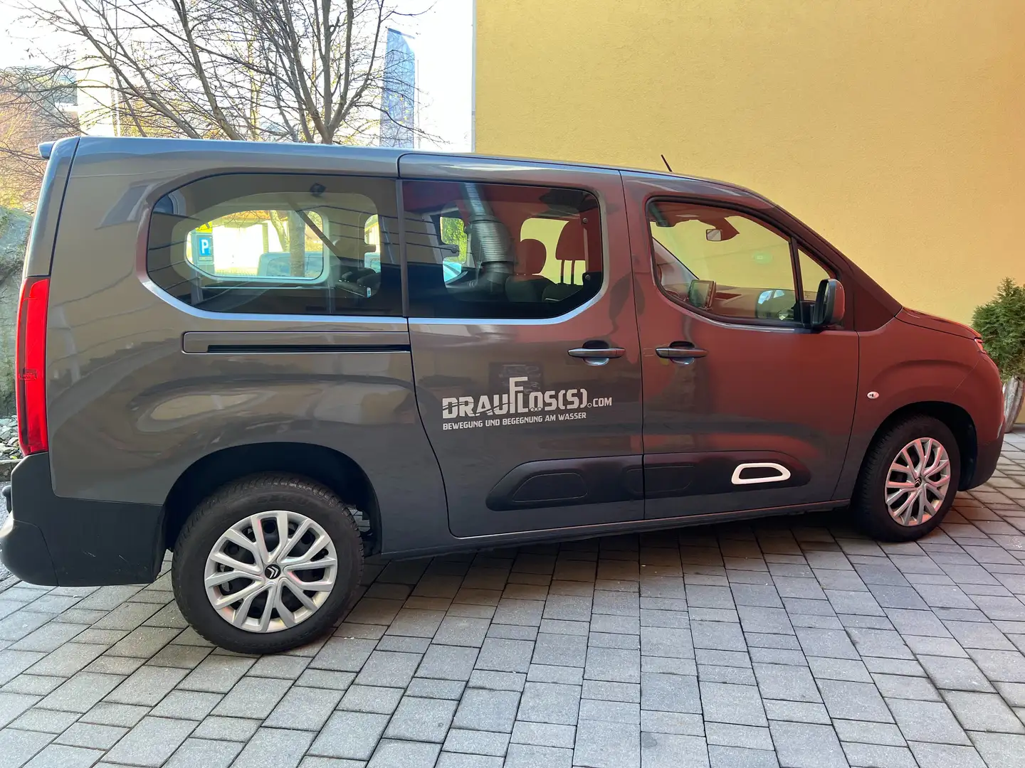 Citroen Berlingo Berlingo BlueHDI 130 S Grau - 1