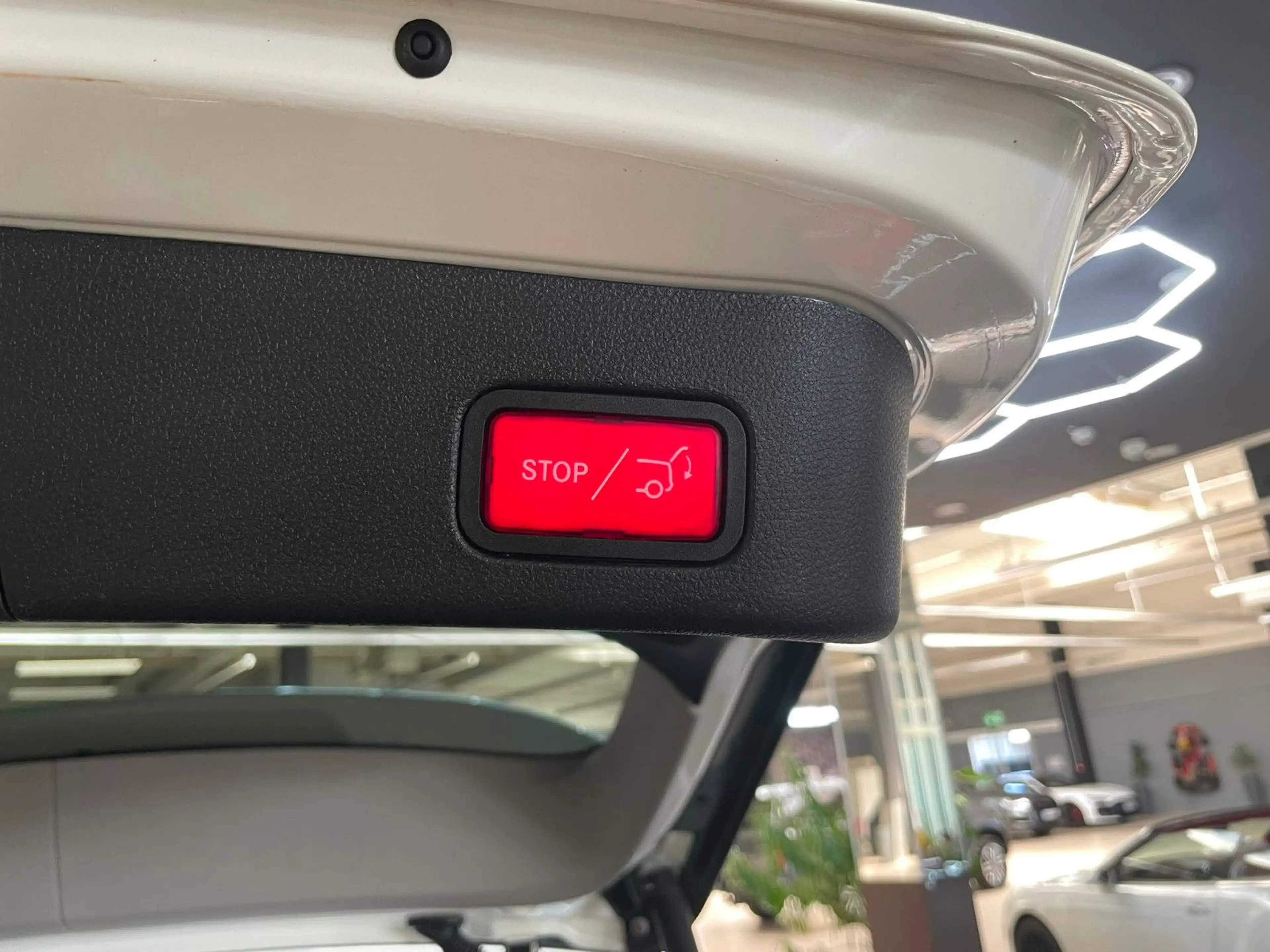 Mercedes-Benz ML 500 BlueEfficiency 4Matic V8 / AMG / Pano / — photo 12