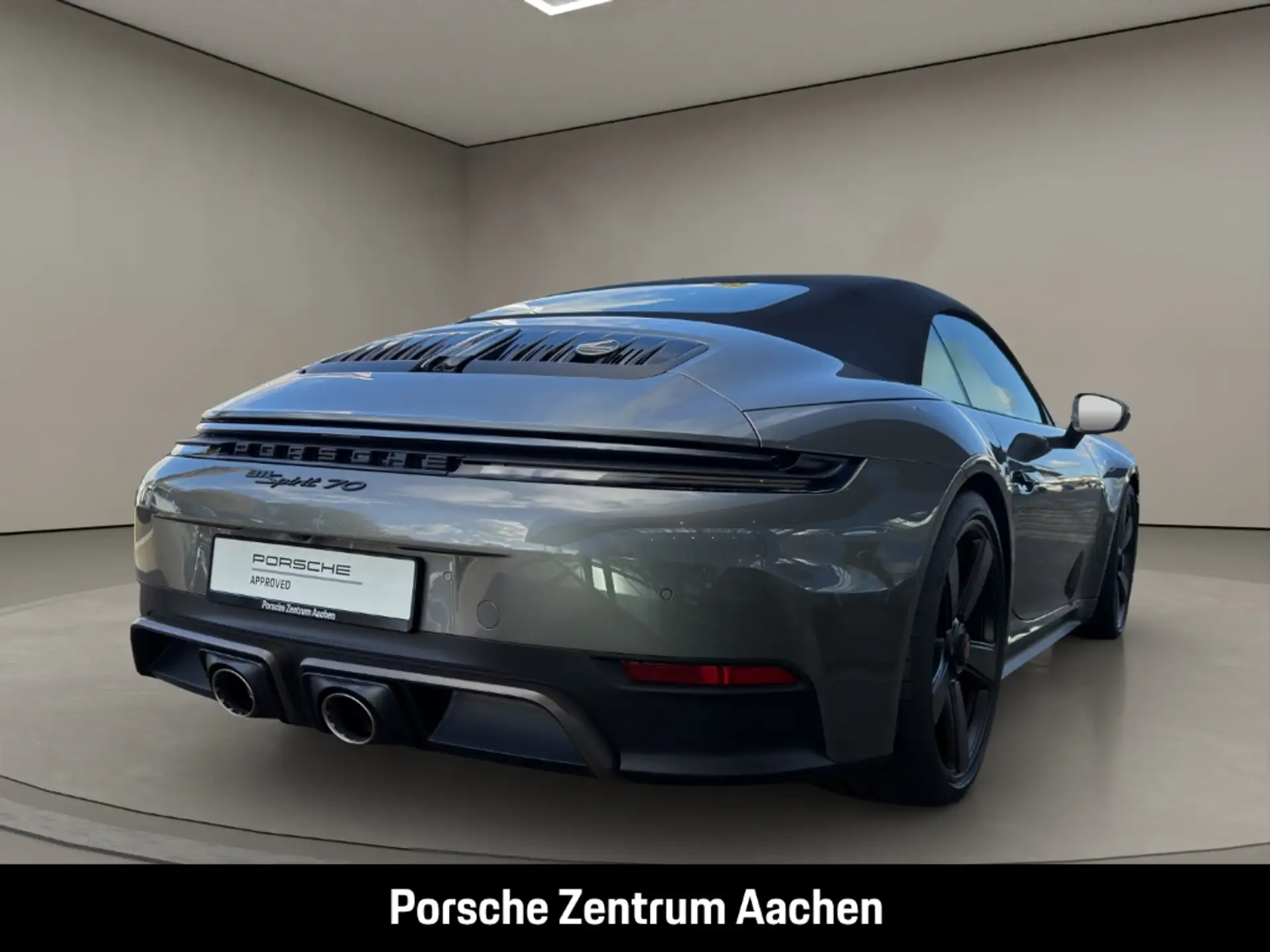 포르쉐 911 Carrera Cabriolet 2025 실버 사진 6