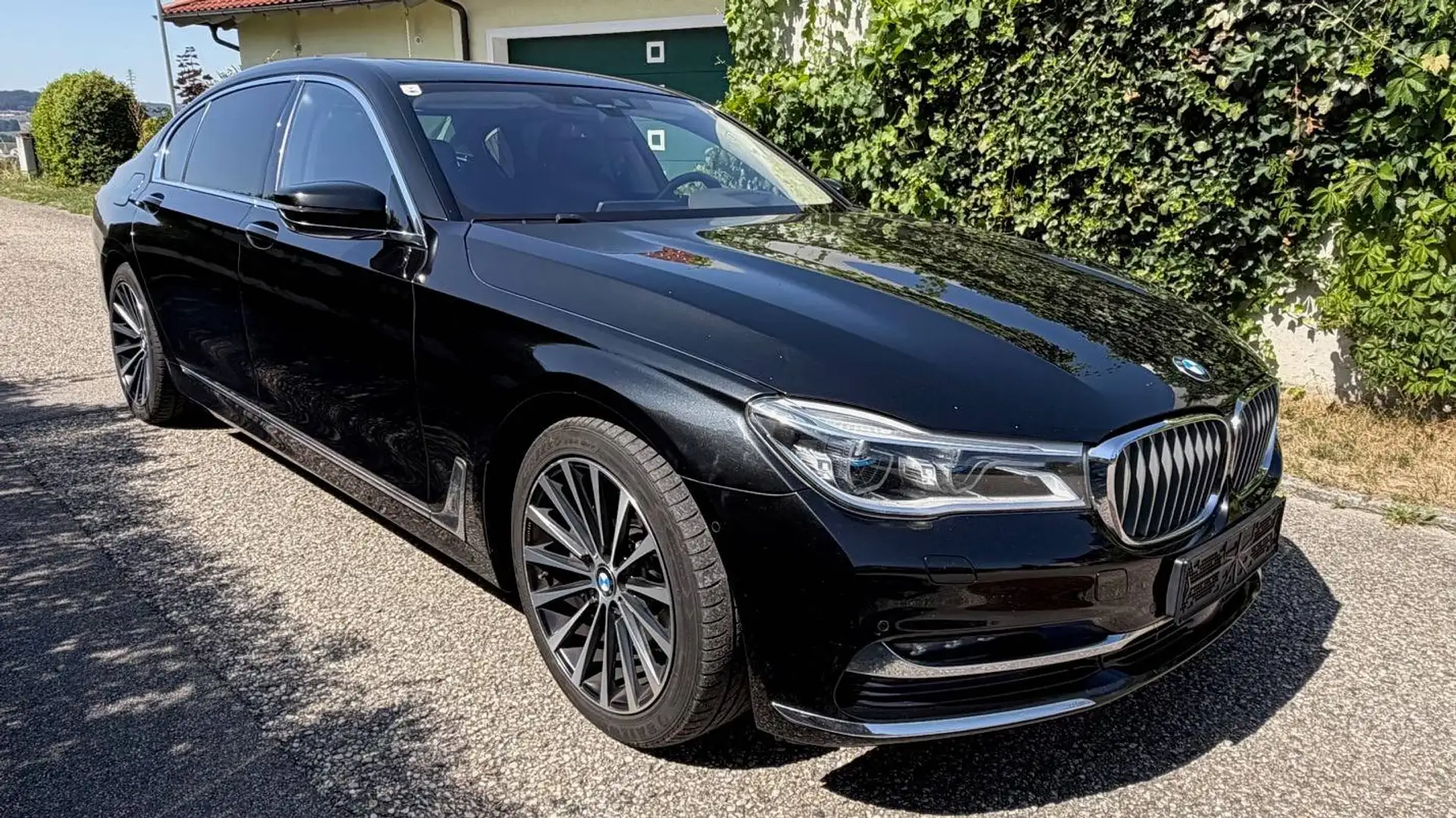 BMW 730 730Ld xDrive,Vollausst.,Exec.Lounge,Massage,Sitzbelüft.,Softclose,Bowers&Wilkins,Laserlicht, Pano,Kurvenlicht,Gestiksteu. Schwarz - 2