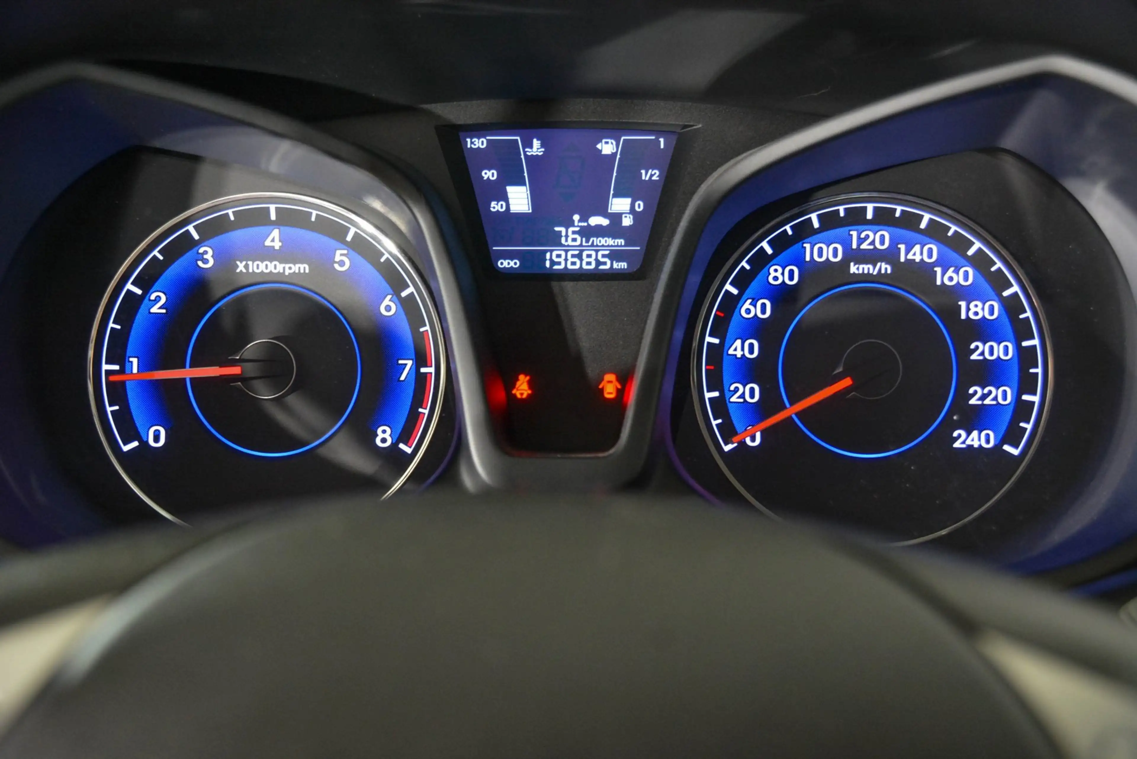 Hyundai iX20 1.4i airco, PDC achter, stuurwielverwarming — photo 3