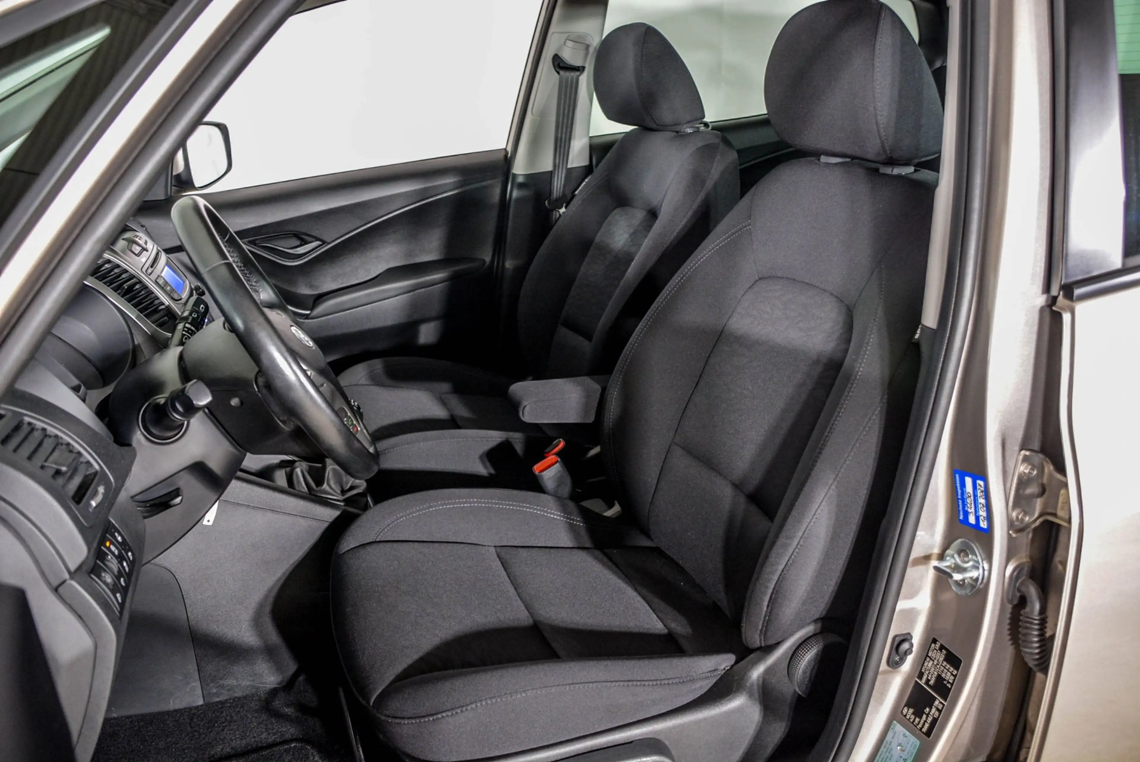 Hyundai iX20 1.4i airco, PDC achter, stuurwielverwarming — photo 24
