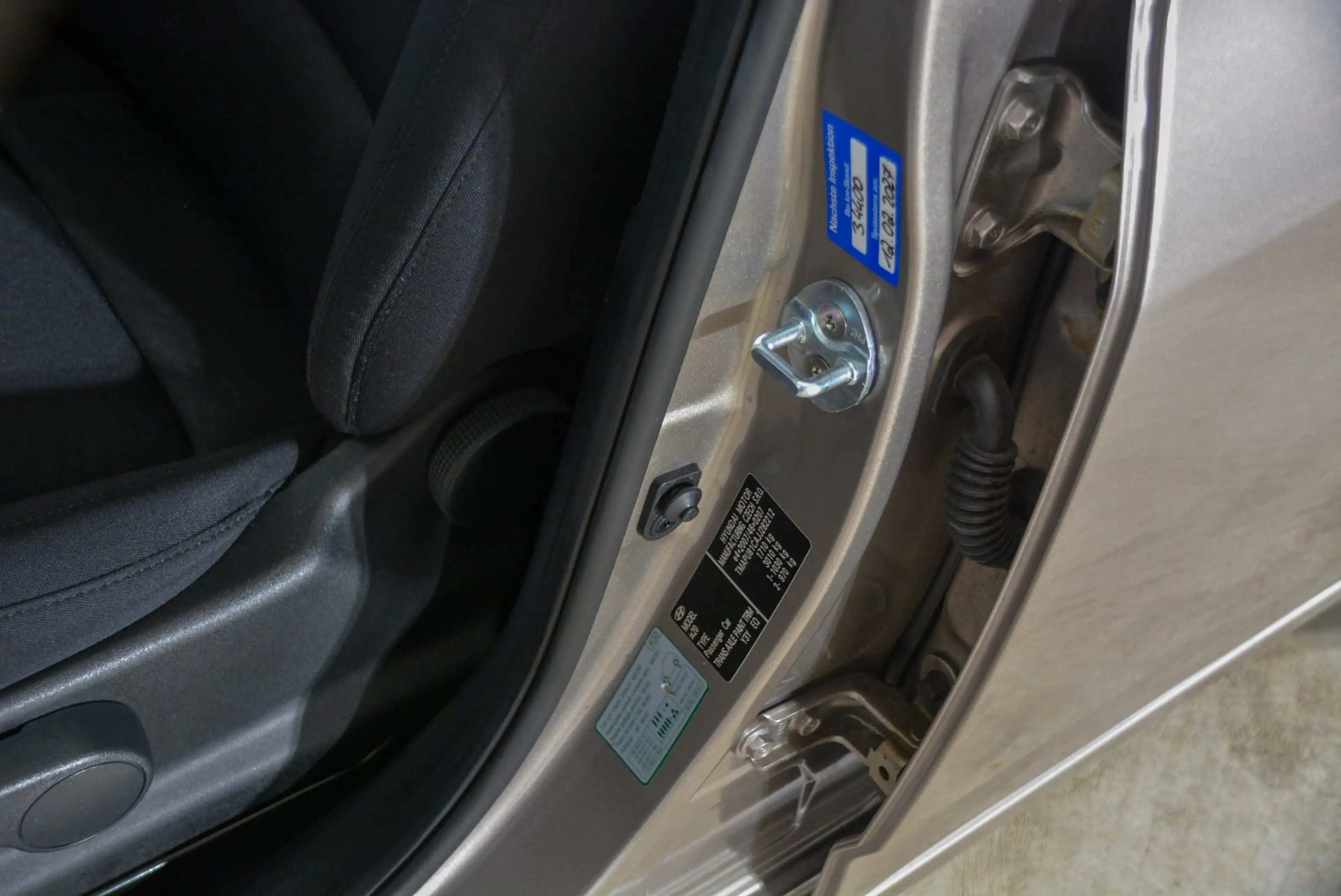 Hyundai iX20 1.4i airco, PDC achter, stuurwielverwarming — photo 34