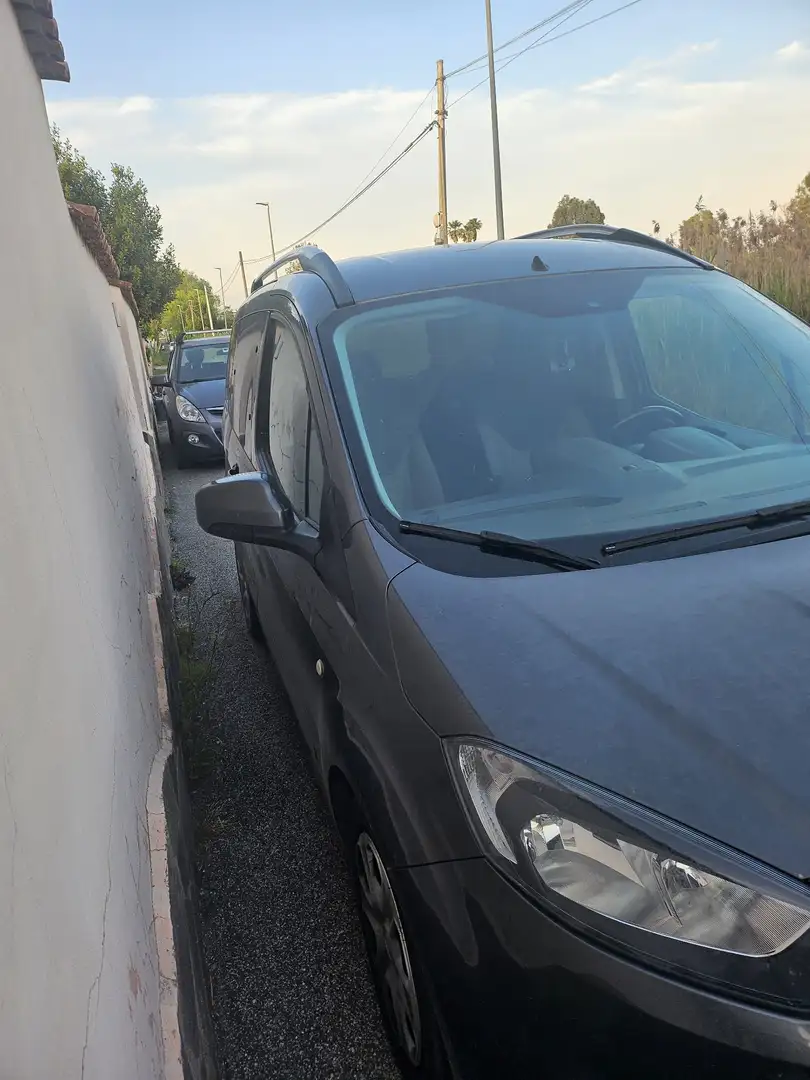 Ford Tourneo Courier - 2