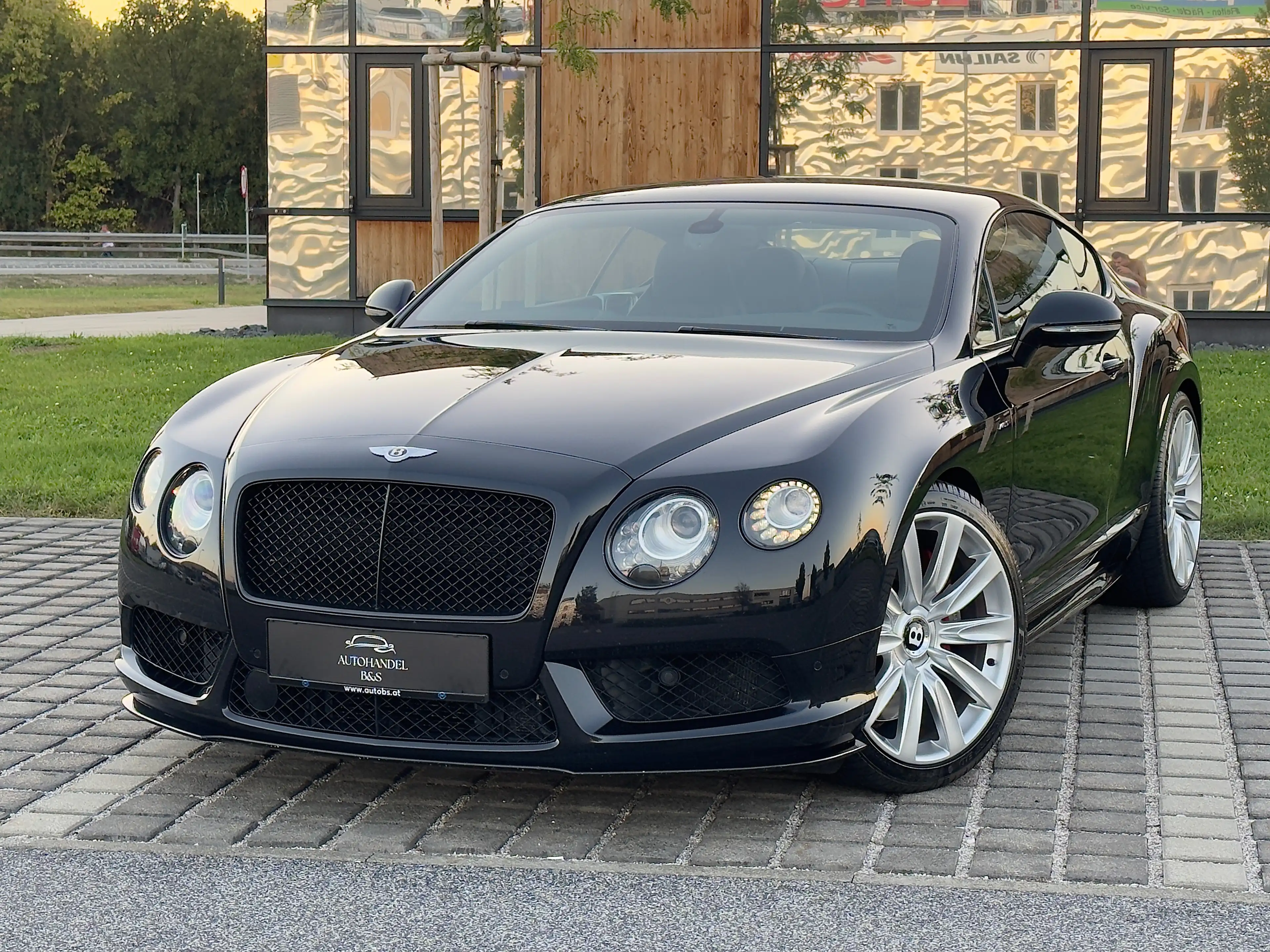 Bentley Continental GT V8 S *MULLINER-PAKET, NAIM, MANSORY* — photo 3