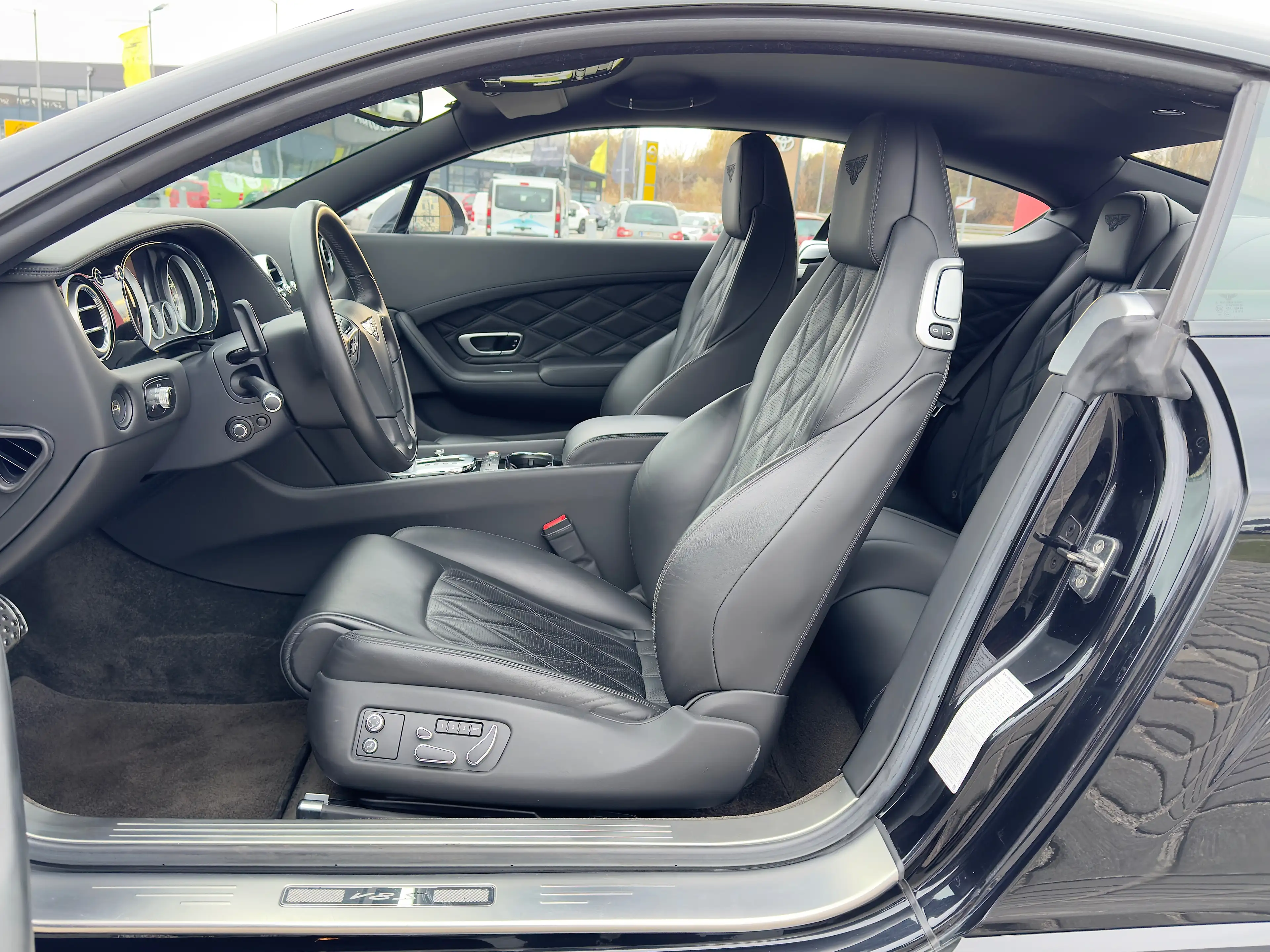 Bentley Continental GT V8 S *MULLINER-PAKET, NAIM, MANSORY* — photo 14
