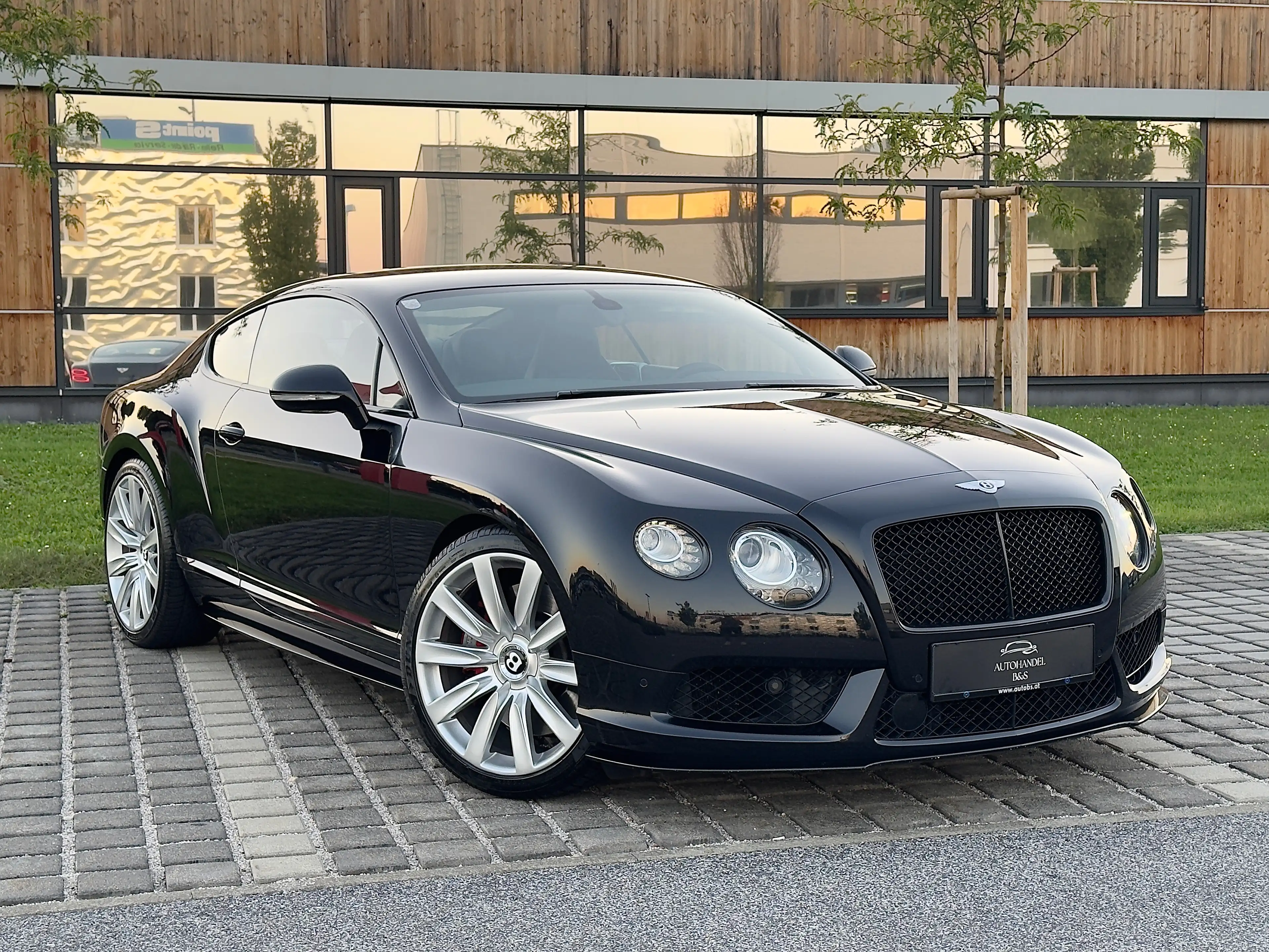 Bentley Continental GT V8 S *MULLINER-PAKET, NAIM, MANSORY* — photo 7