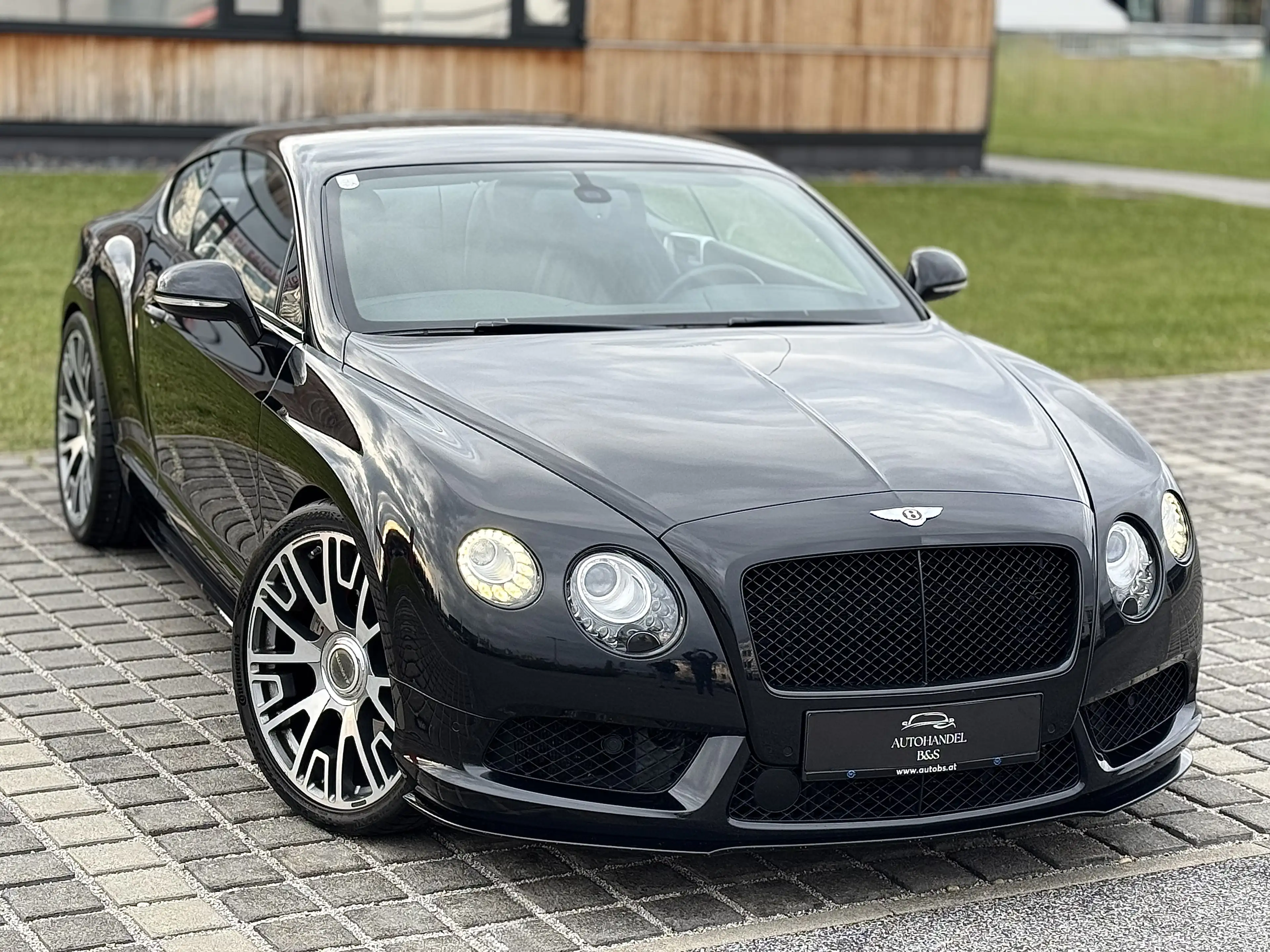 Bentley Continental GT V8 S *MULLINER-PAKET, NAIM, MANSORY* — photo 7