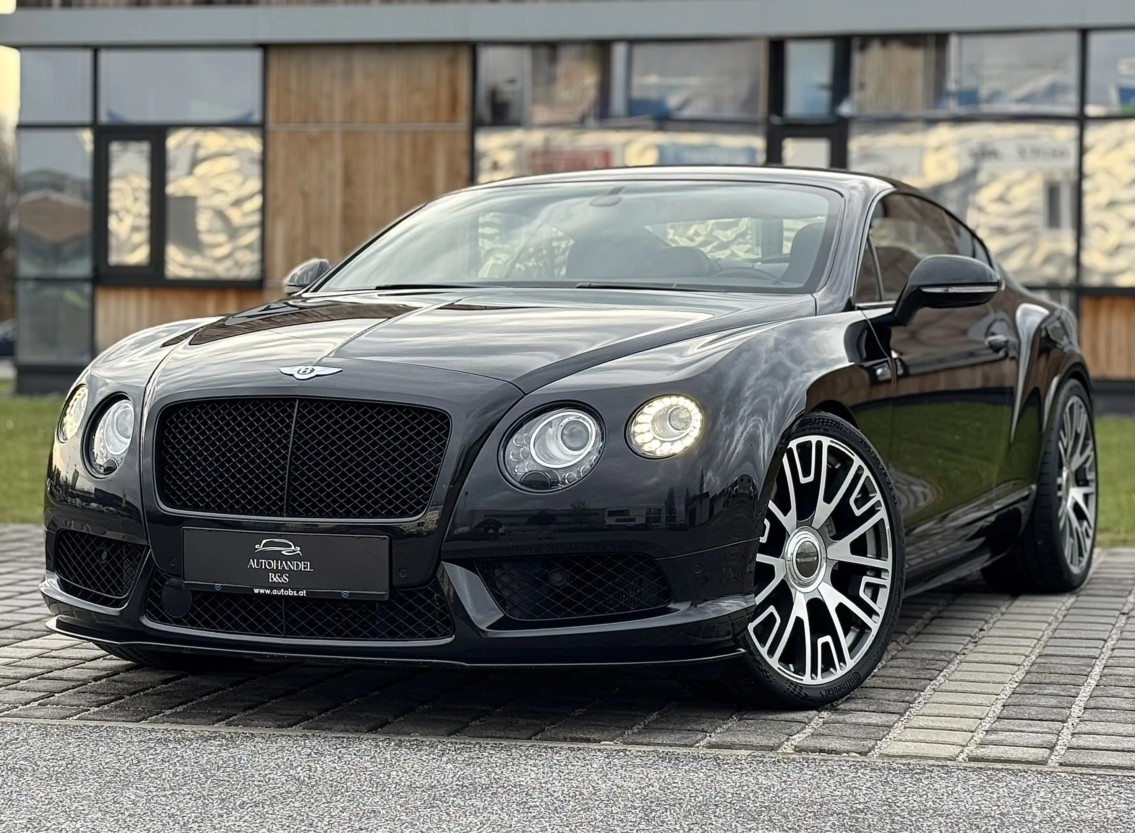 Bentley Continental GT V8 S *MULLINER-PAKET, NAIM, MANSORY* — photo 3