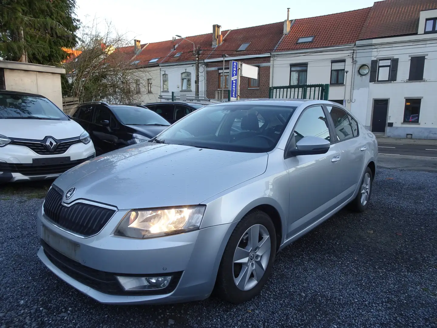 Skoda Octavia Octavia 1.2 TSI Ambition Silber - 2