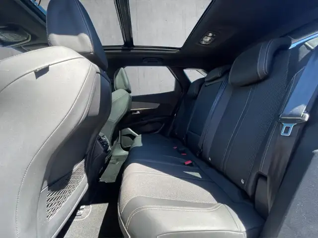 Peugeot 3008 view 8