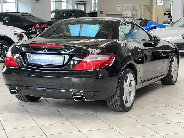 Mercedes-Benz SLK view 5