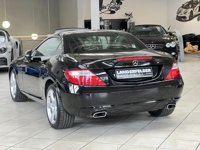 Mercedes-Benz SLK view 11