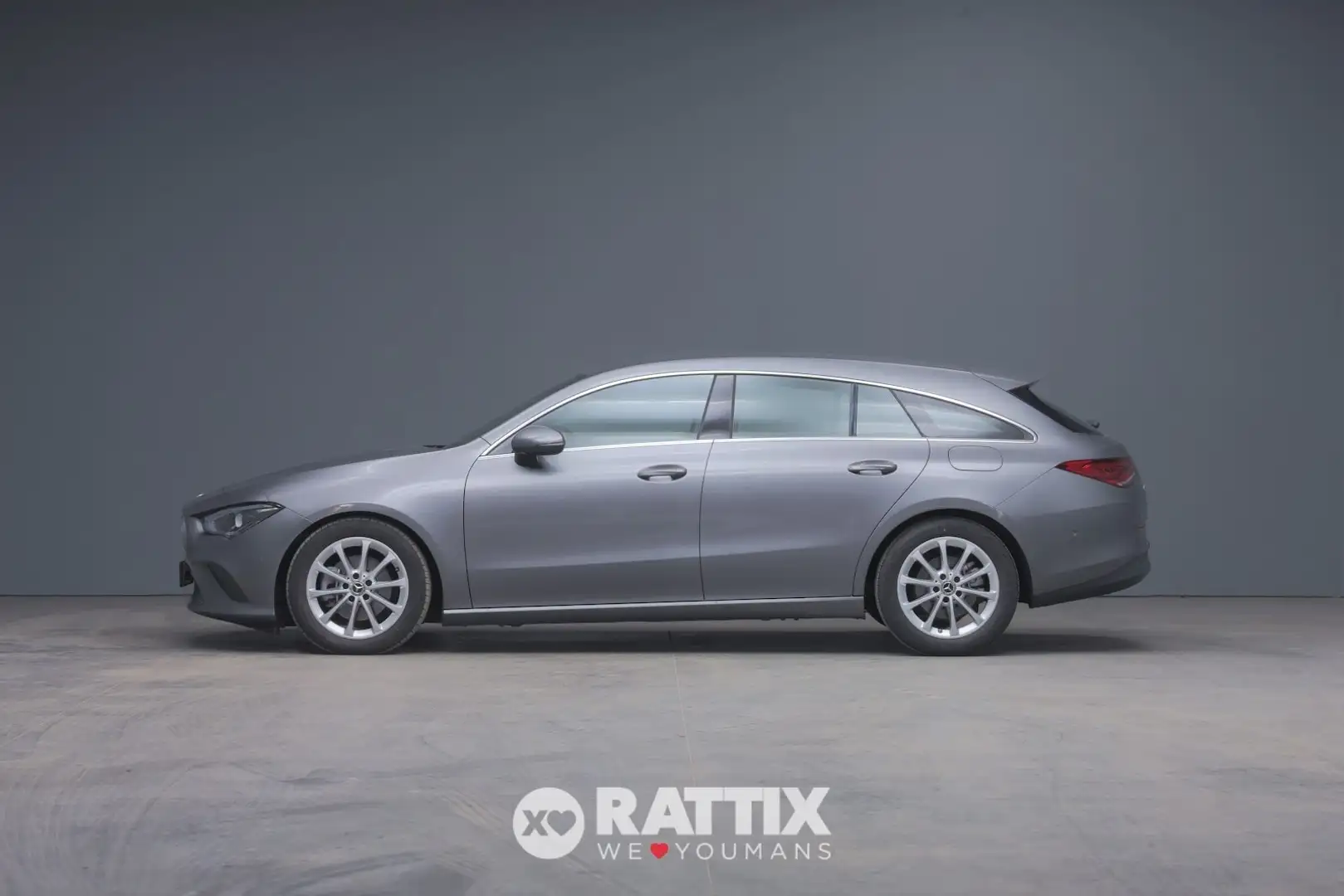 Mercedes-Benz CLA 200 Shooting Brake 200d  2.0 150CV Business Auto Grigio - 2