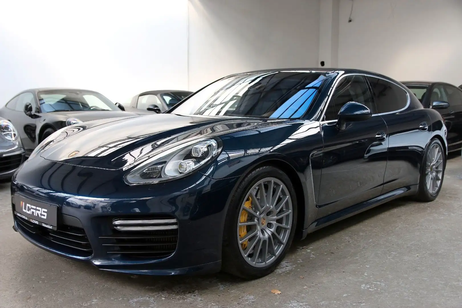 Porsche Panamera Turbo S Sportabgas ACC LED Schiebedach Blauw - 2