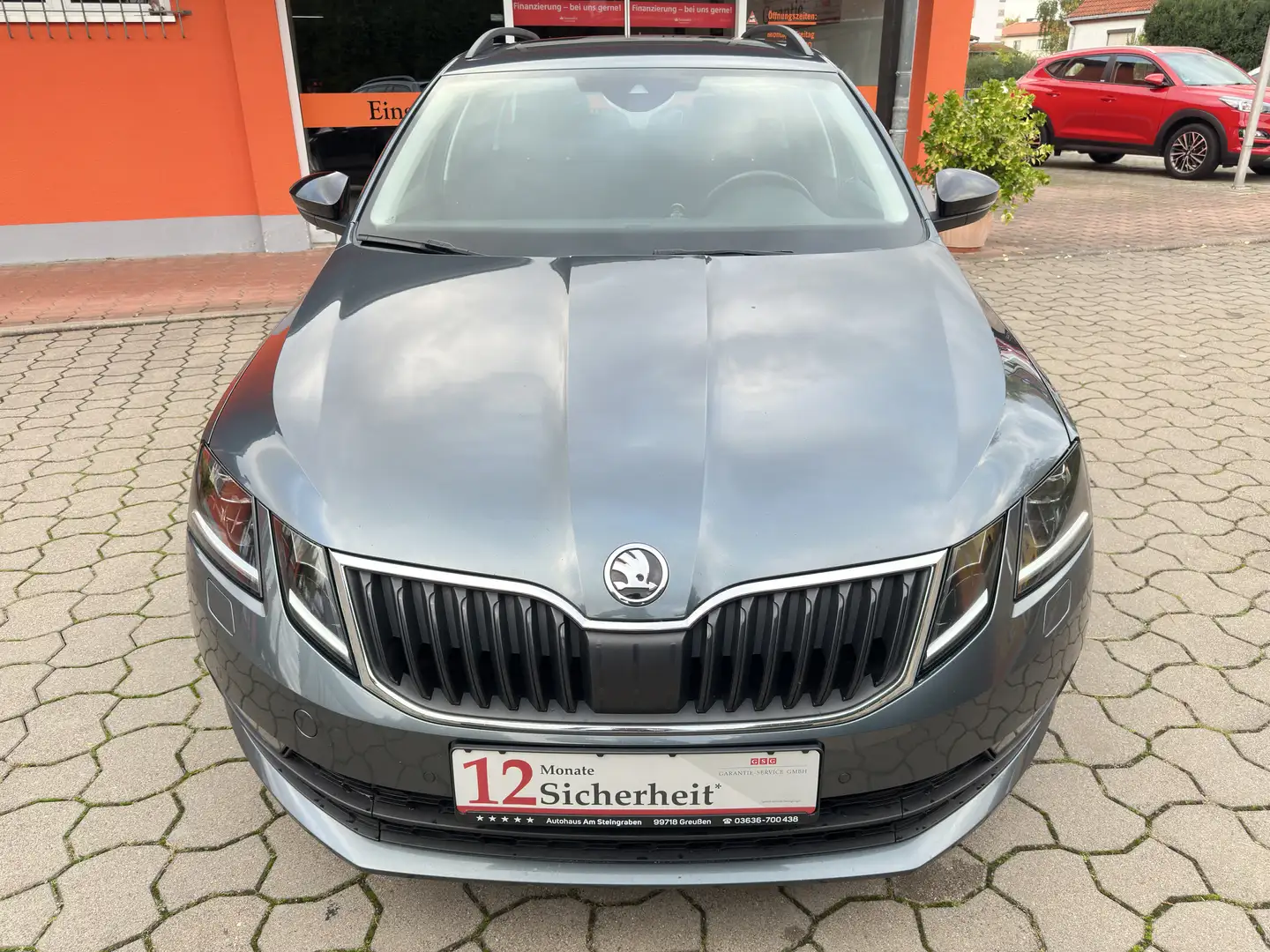 Skoda Octavia Drive * DSG * DAB * Navi * SHZ * Mit Garantie * Grau - 2