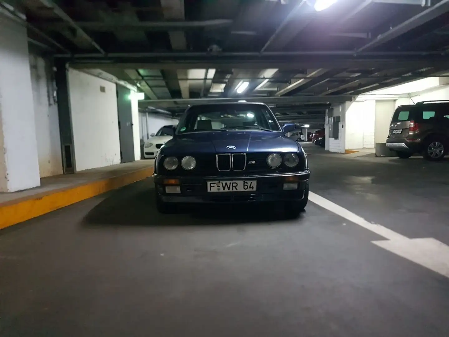 BMW 325 325ix Blau - 1