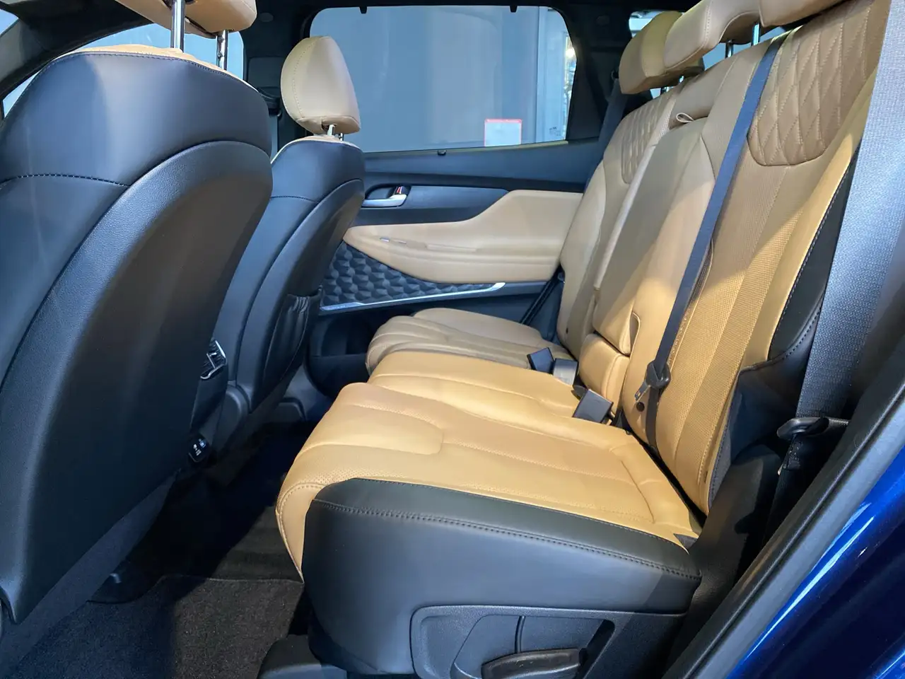 Hyundai SANTA FE снимка Hyundai SANTA FE