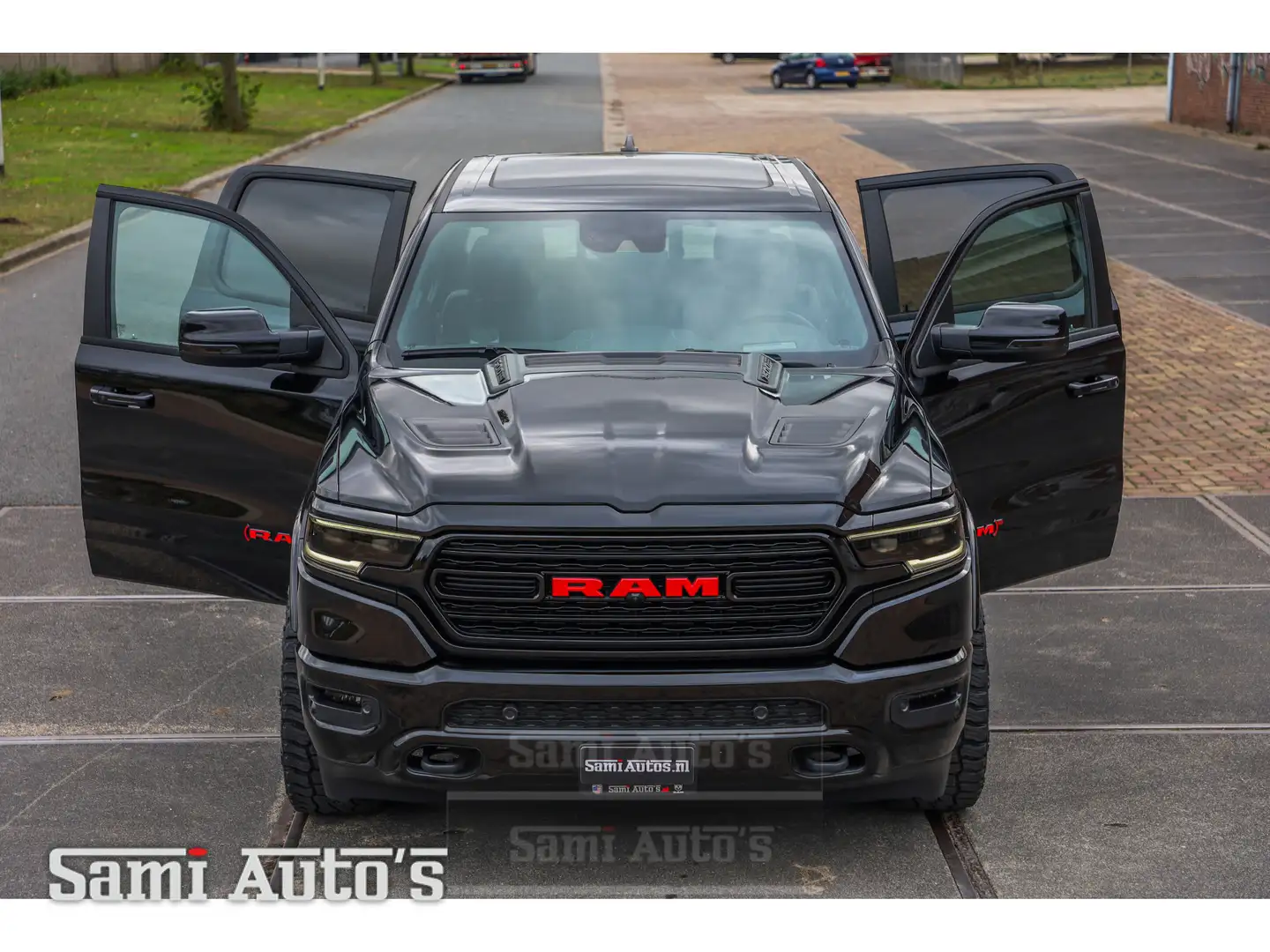 Dodge RAM 1500 LIMITED NIGHT RED LINE ® | PRIJS MET LPG EN C Zwart - 2