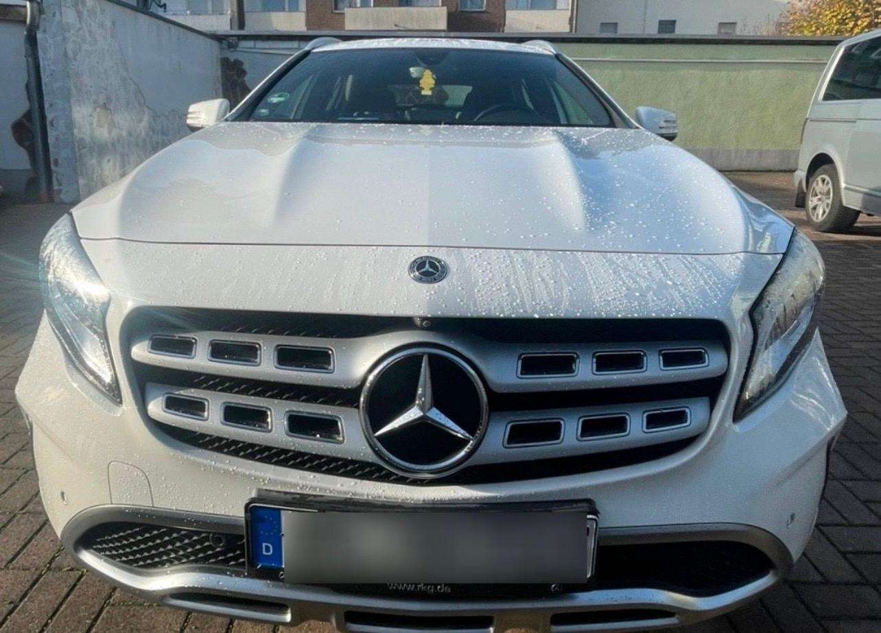 Second hand Mercedes Benz Gla-Class 200