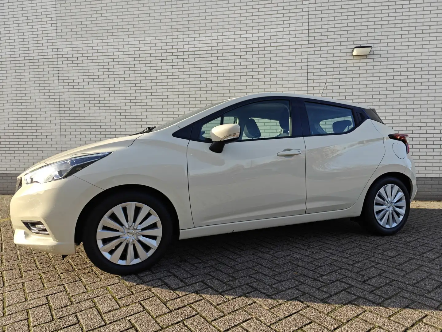 Nissan Micra 1.0 IG-T Acenta /Airco / Apple Carplay Trekhaak! Wit - 1