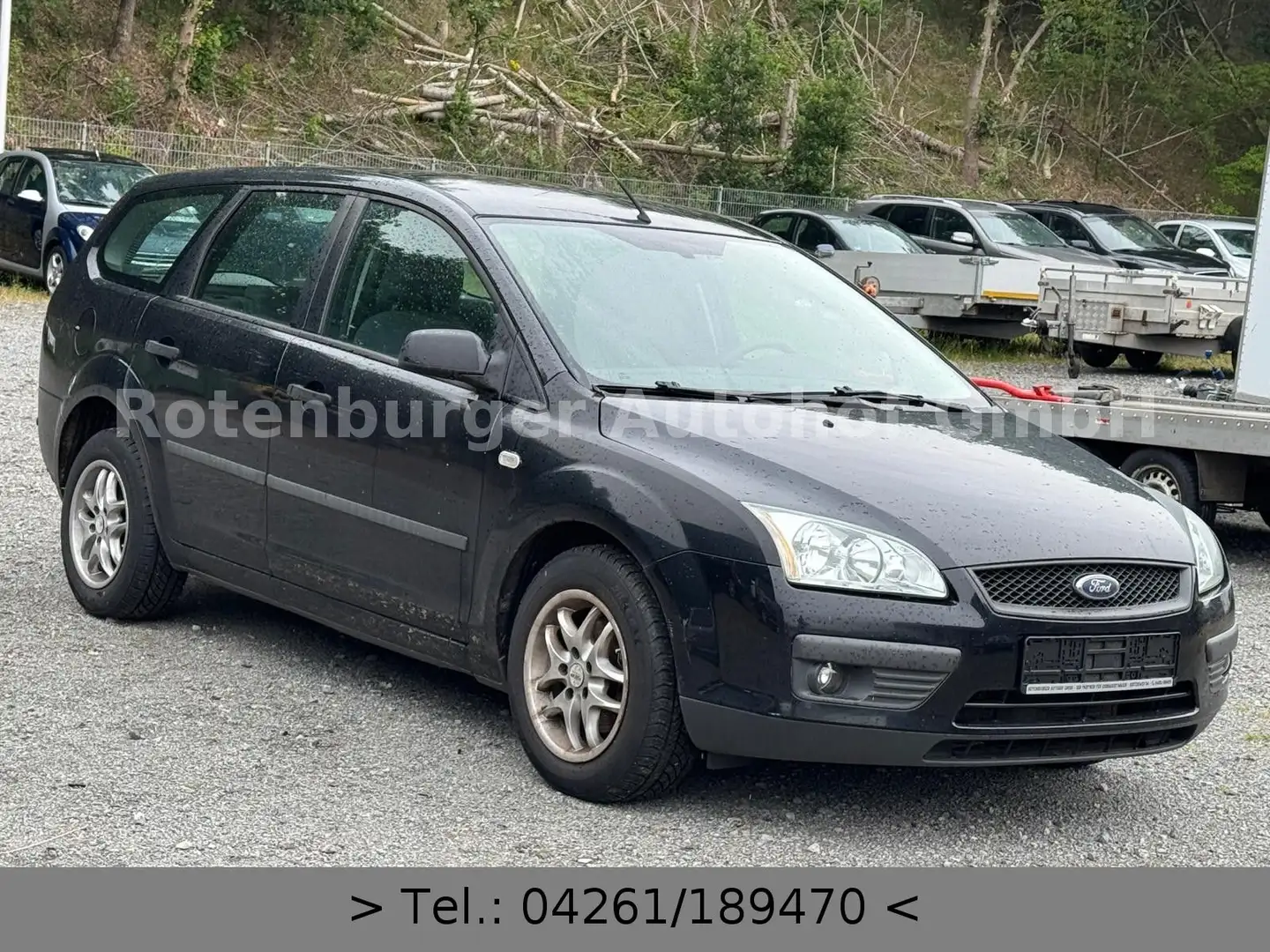 Ford Focus 1.6*TURNIER*KLIMAAUTOMATIK*PDC*AHK* Schwarz - 2