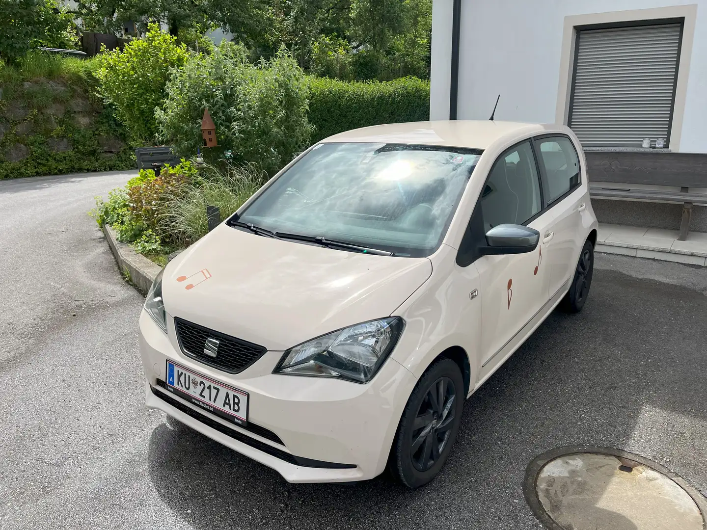 SEAT Mii Mii 1,0 by Mango by Mango Gelb - 2