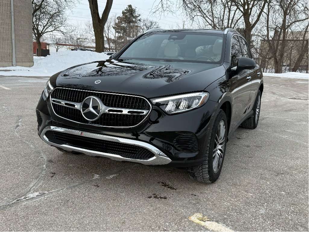 2026 Mercedes-Benz GLC GLC 300 4Matic Hybrid Exclusive