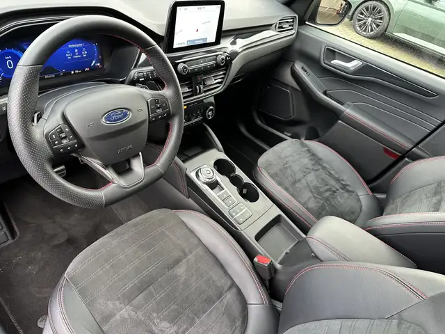 Ford Kuga view 10