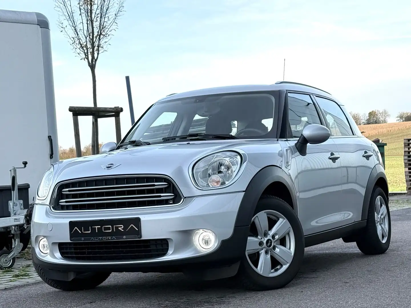 MINI Cooper Countryman |AUTOMATIK|2.HAND|KLIMA| Plateado - 1